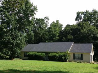 2496 Bermuda Ln, Loganville, GA 30052