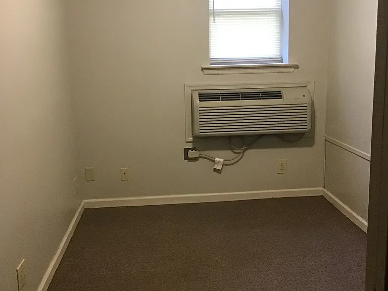 237 Hawkins Ave #B — Photo 9