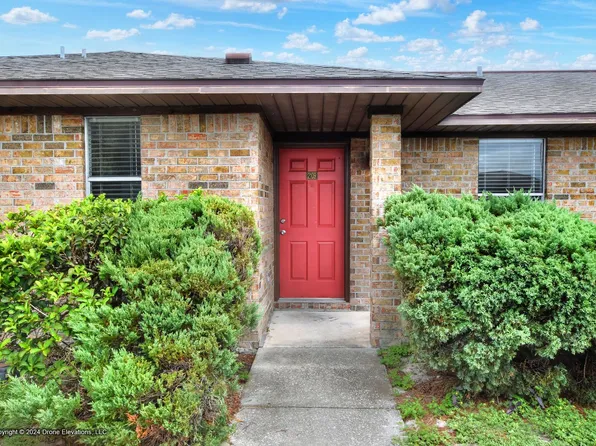 Locale at Eagle Lake