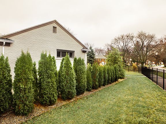 Side yard