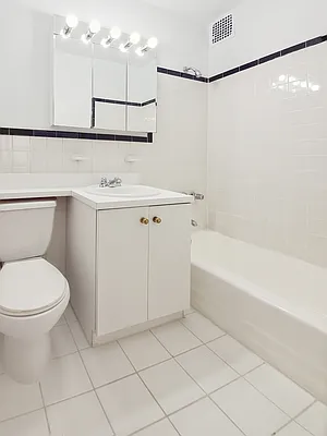 Rented by Corcoran | media 7