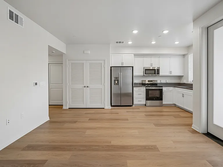 Gallery Park Apartments — Photo 67