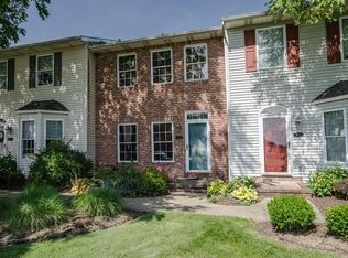 1061 Crestfield St, Ontario, OH 44906