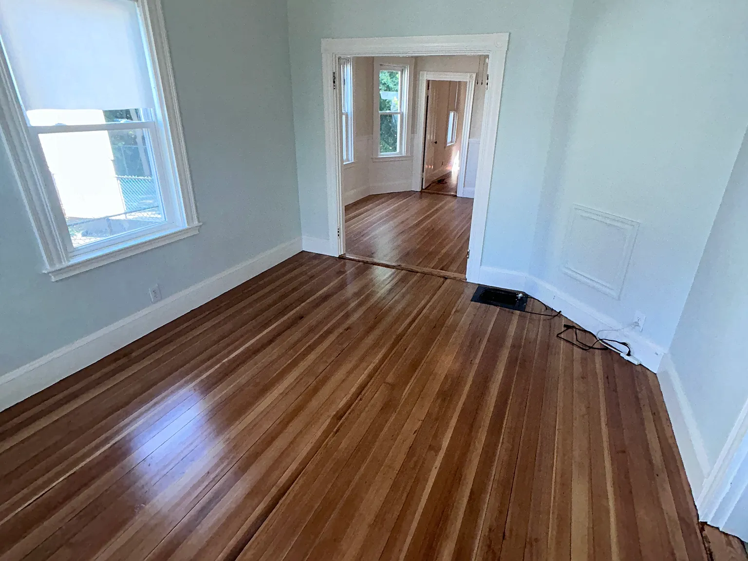 2 bed, 1100 sqft, $2,250 — Photo 3