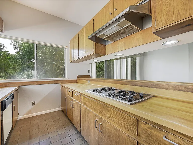 6305 Shadow Valley Dr #A — Photo 10