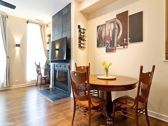 2nd image of 1619 W Le Moyne St APT 1