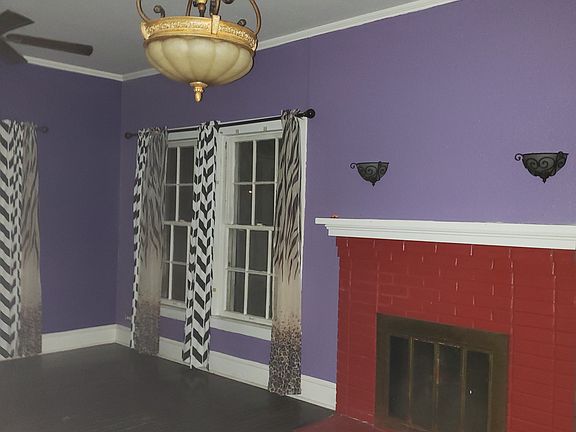 4th image of 14924 Parkway St