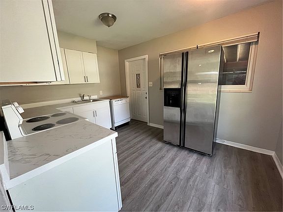 4th image of 2251 Royal Palm Ave