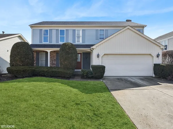 1267 Green Knolls Dr, Buffalo Grove, IL 60089