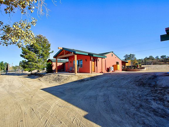 3rd image of 62950 Rockwood Dr