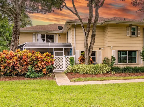 6102 Wheatley Court, Boynton Beach, FL 33436