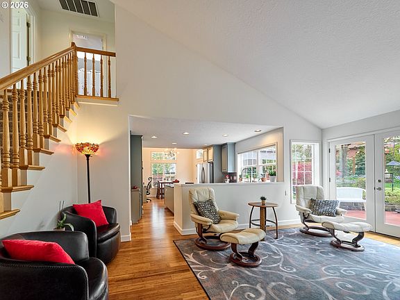 4th image of 219 Ames Ct