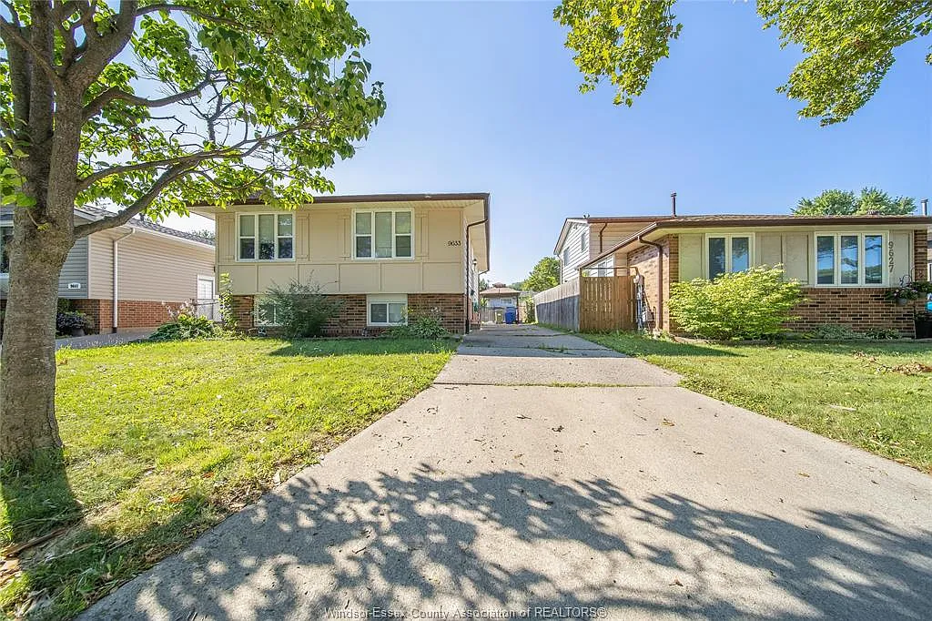 3 bed, $2,000 — Photo 3