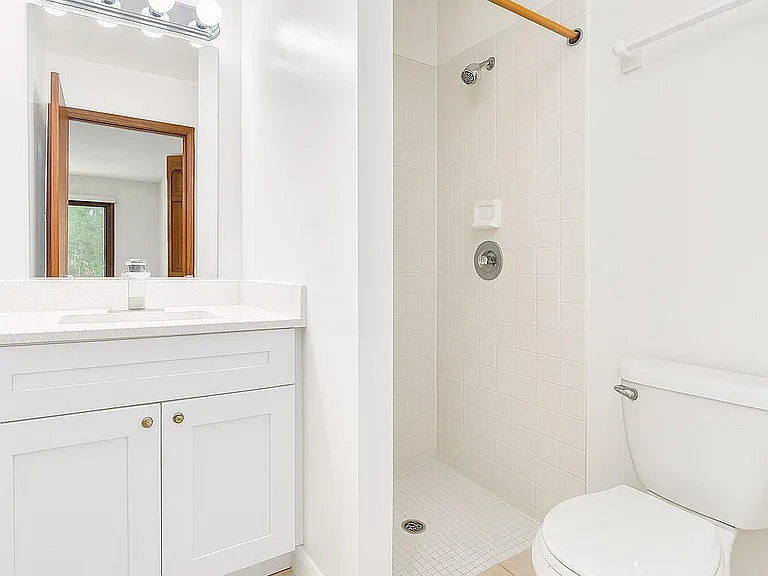 1226 N Haverhill Rd #4 — Photo 9