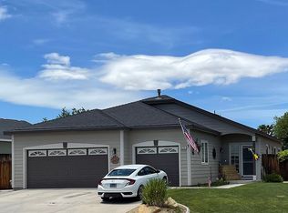 9731 Autumn Leaf Way, Reno, NV 89506