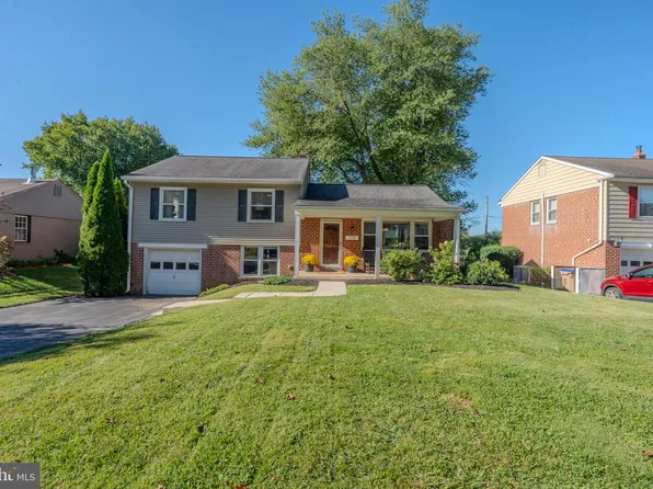 720 Wisteria Dr, Newtown Square, PA 19073