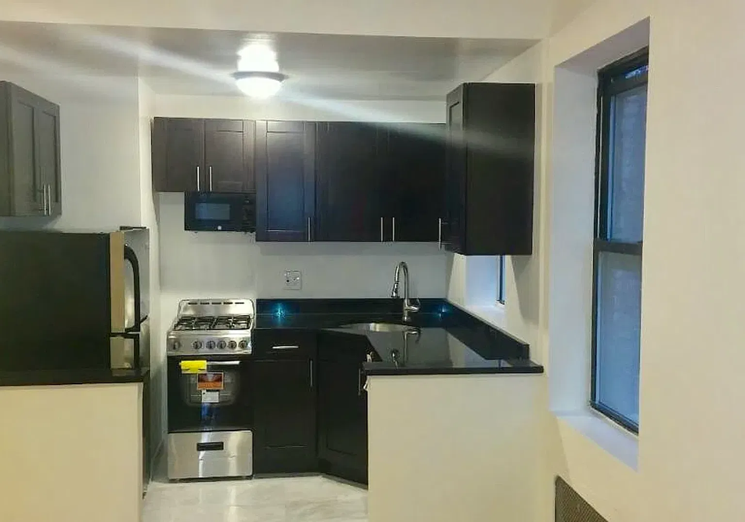 506 Amsterdam Avenue — Photo 1