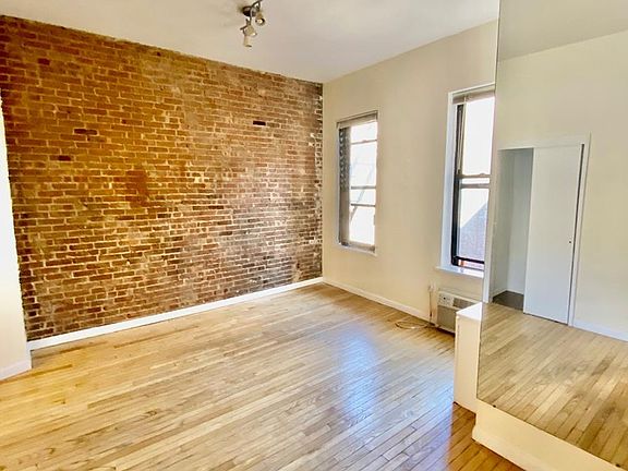 5th image of 205 Columbus Ave APT 4B