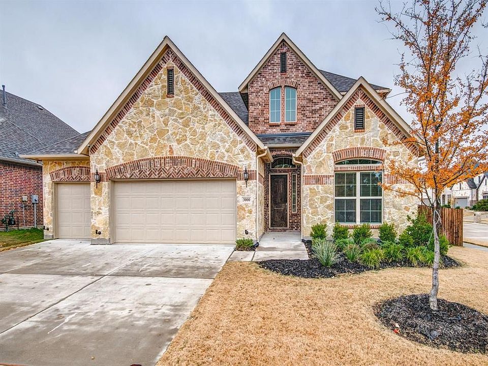 1st image of 3000 Maplewood Dr