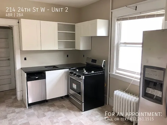 214 24th St W #2 — Photo 5