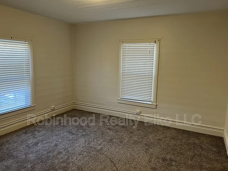 533 8th St #1 — Photo 11