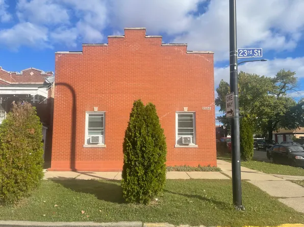 5500 W 23rd St, Cicero, IL 60804