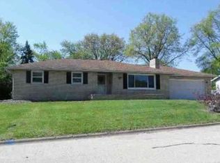1060 Johnson St, Morton, IL