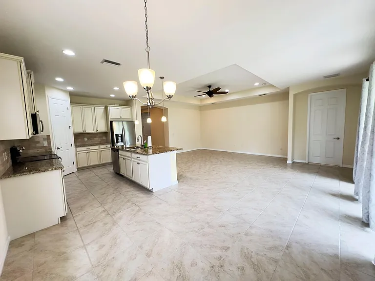 11487 Blackfin St — Photo 10
