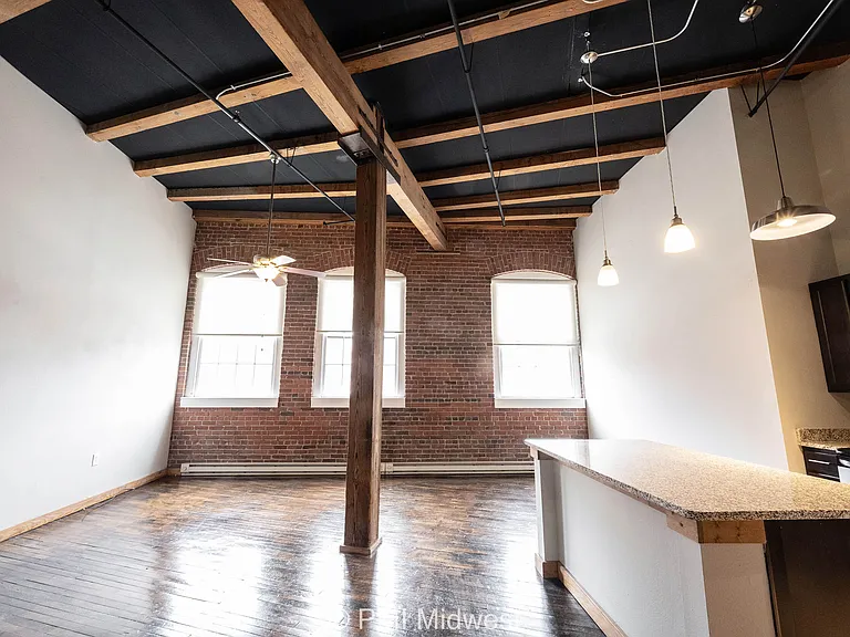 Lofts On Madison — Photo 31