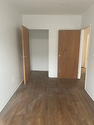 Rented by Smart City Real Estate LLC | media 12