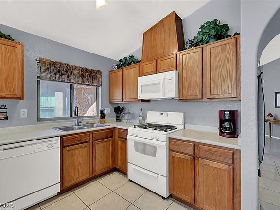 5th image of 6503 Coldwater Bay Dr