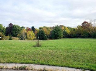 2444 Shadegrove Dr, Flushing, MI 48433