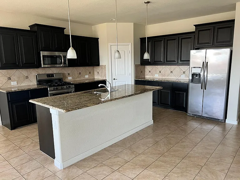 1108 Cushing Dr — Photo 21