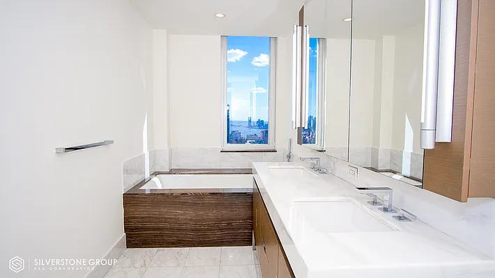 Rented by Silverstone Group USA Corp. | media 22