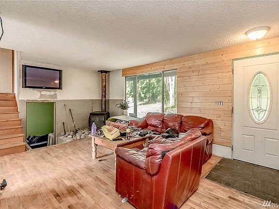 4th image of 10107 159th Ave SE