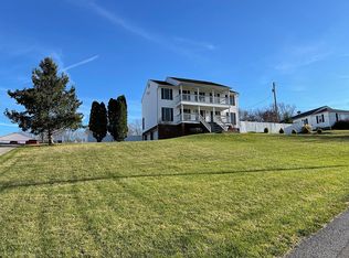 3434 Douglas St, Ashland, KY 41102