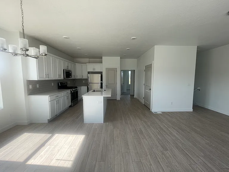 2071 Elk Vista Dr — Photo 9