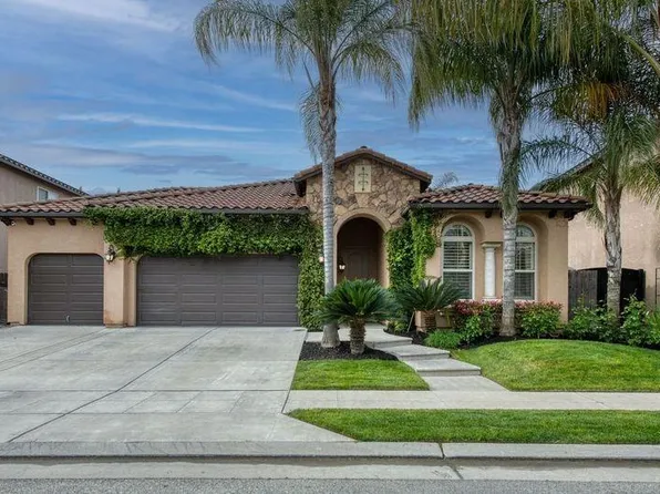 1295 E Via Marbella Dr, Fresno, CA 93730