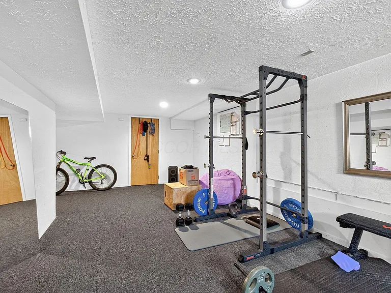 3900 Schirtzinger Rd — Photo 24