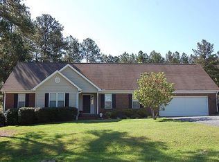 50 Goldenrod Dr, Whispering Pines, NC 28327