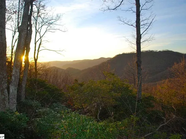 1221 Mountain Summit Rd, Travelers Rest, SC 29690