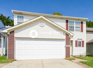 4024 Village Trace Blvd, Indianapolis, IN 46254