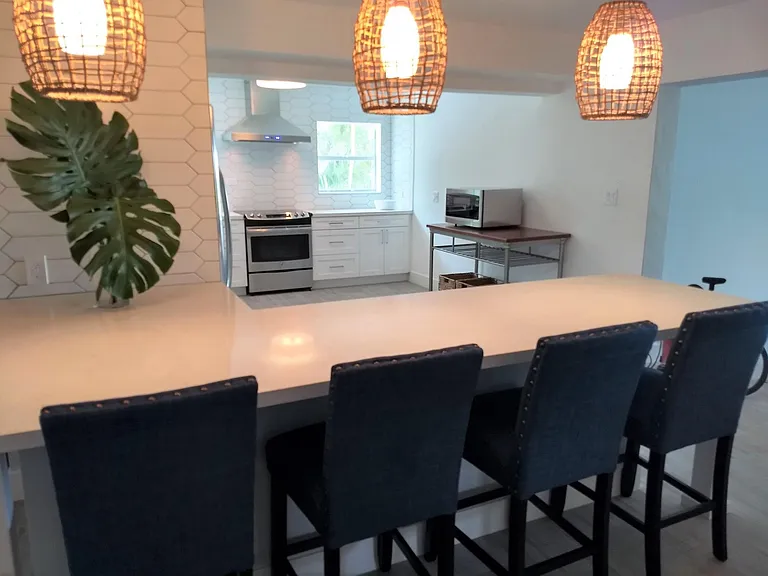 120 E Shore Dr — Photo 5