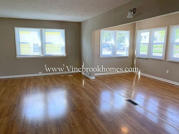 2nd image of 4733 S 47th St
