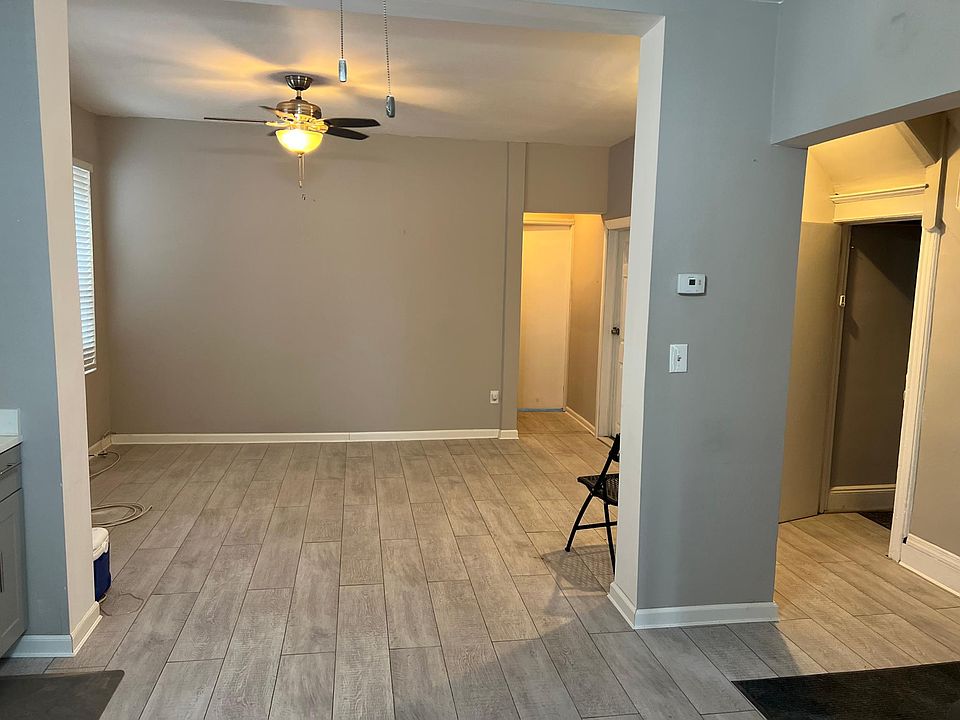1st image of 145 Pine Pl