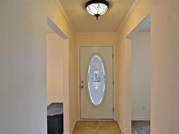 3rd image of 541 Shiloh Dr