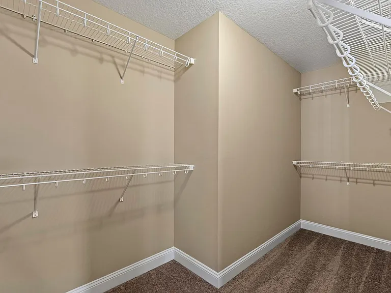 260 Cuddy Ct — Photo 14