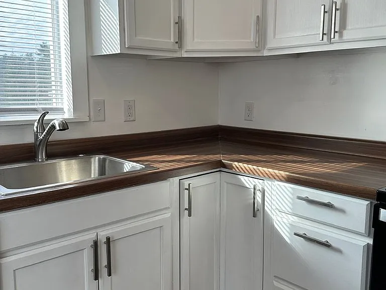 1404 W Bethel Ave — Photo 14