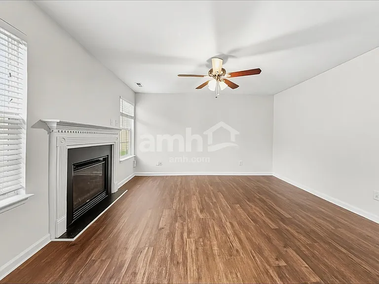 3660 Watkins Ridge Ct — Photo 6