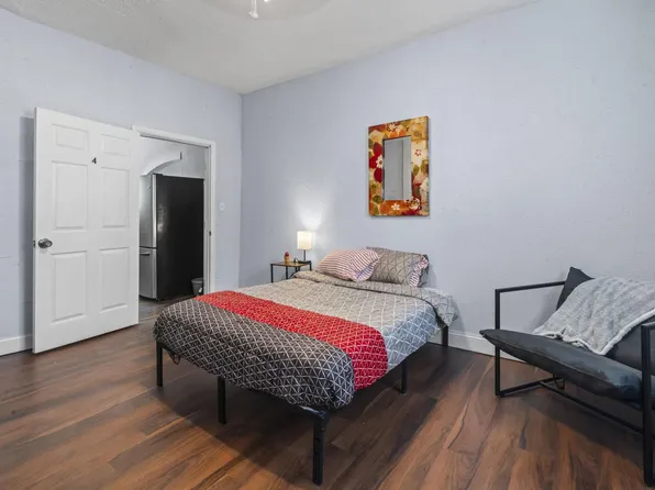 (undisclosed Address), Jacksonville, FL 32204